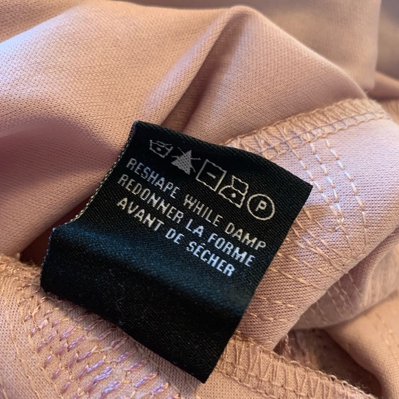 Le Château Flower Embroidered Dress - Picture 9 of 9